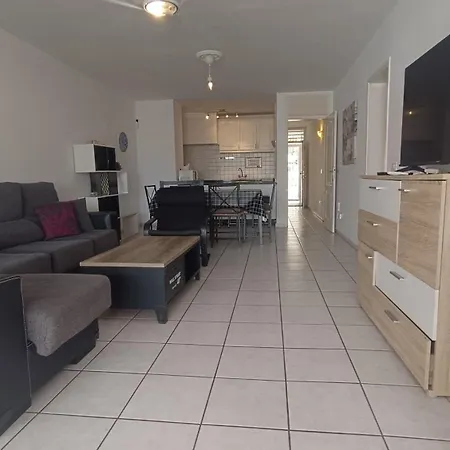 Jacaranda, Where Calm And Joy Go Hand In Hand Apartment *